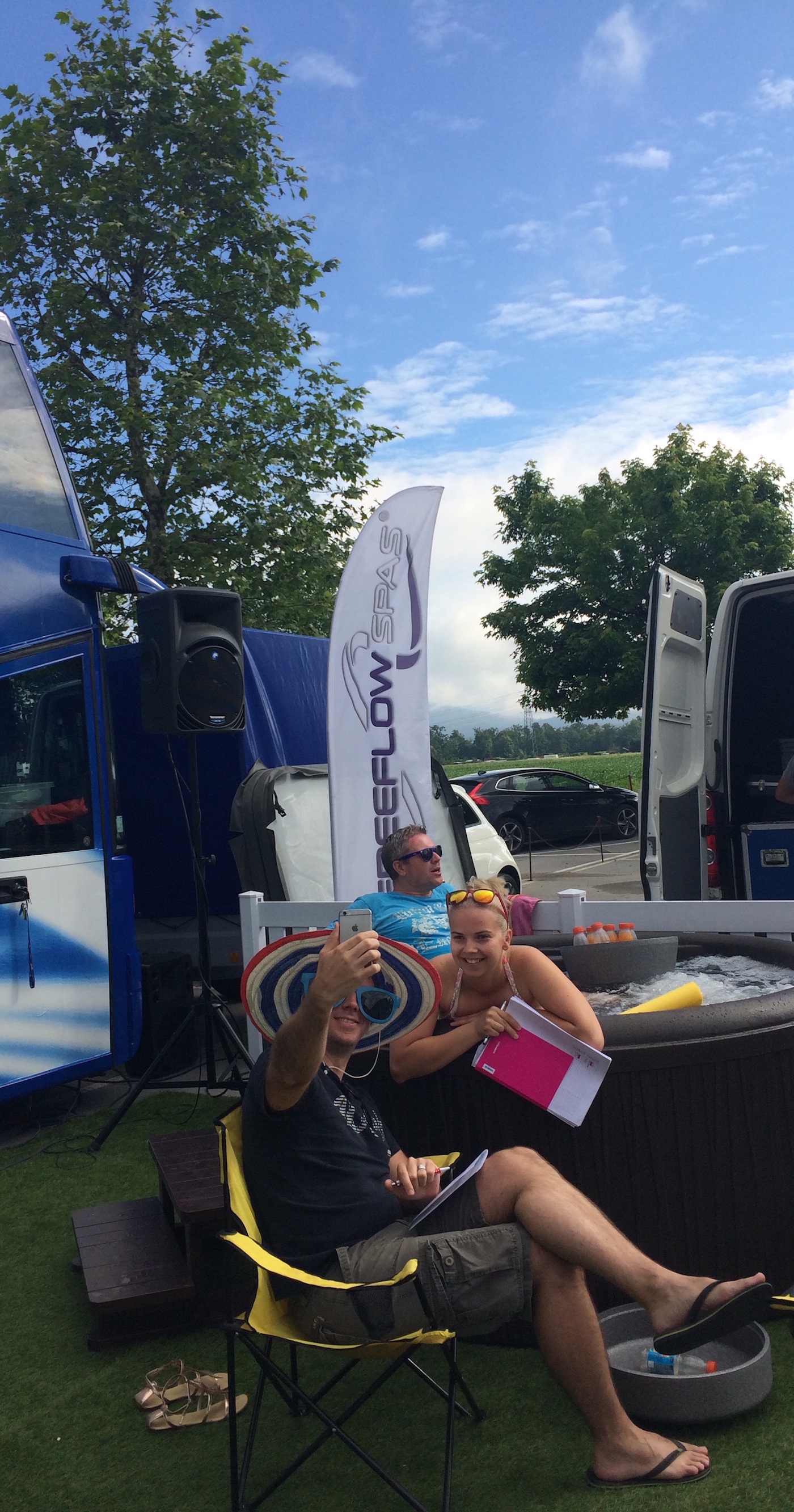 1radio-lovse-sara-jpg